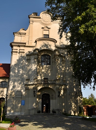 Klasztor Franciszkanów w Osiecznej