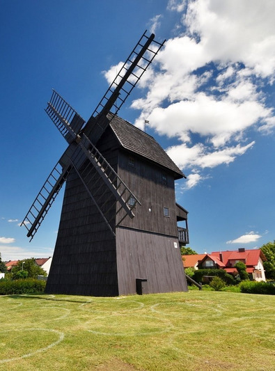 WIATRAK „JÓZEF” w RYDZYNIE